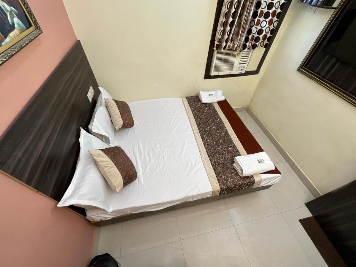Vrindavan Comfort Inn Гайдарабад Екстер'єр фото