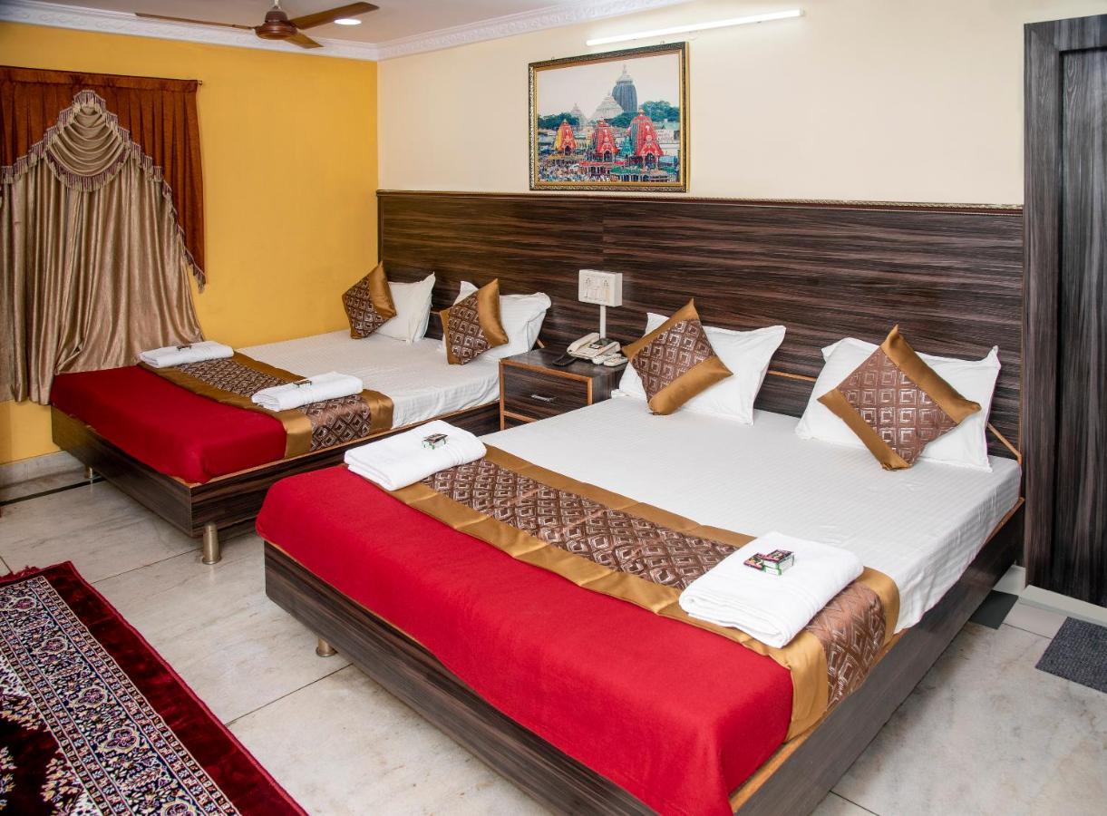Vrindavan Comfort Inn Гайдарабад Екстер'єр фото